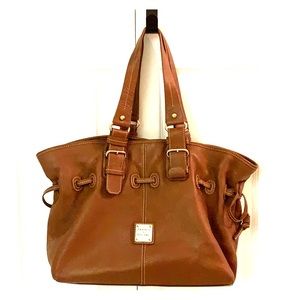 Dooney & Bourke brown/camel leather purse